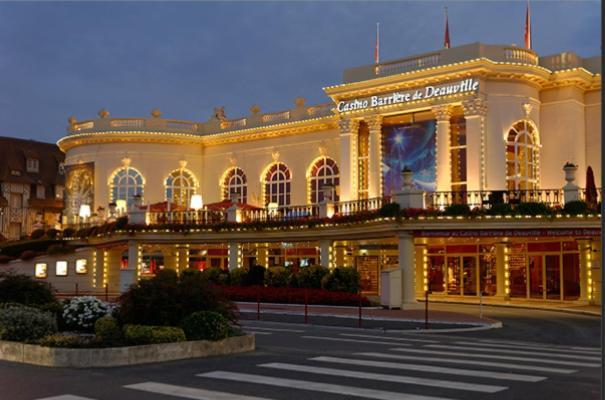Studio Deauville-Les Marinas,Vue Mer Et Bassin エクステリア 写真